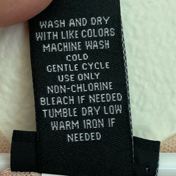 Torrid Sheer Pink Blouse - Picture 4 of 10